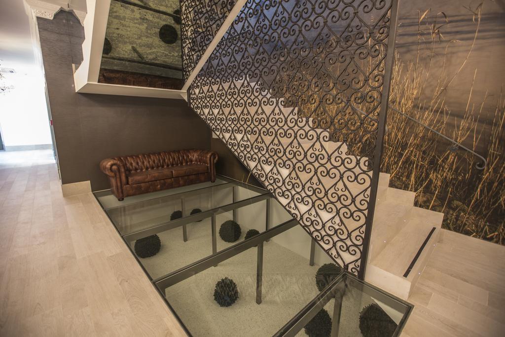 Hotel Barrio Nuevo Lebrija Bagian luar foto