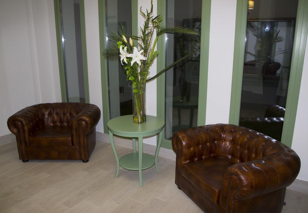 Hotel Barrio Nuevo Lebrija Bagian luar foto
